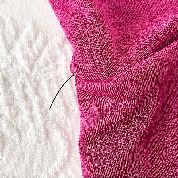 NWOT Lulus Dreamy Date Magenta Surplice Midi Dress Small - Picture 7 of 9